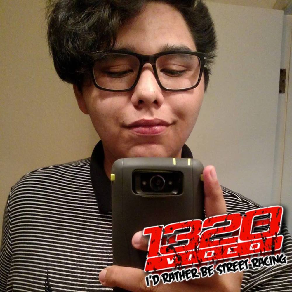 Meet your Posher, Alex